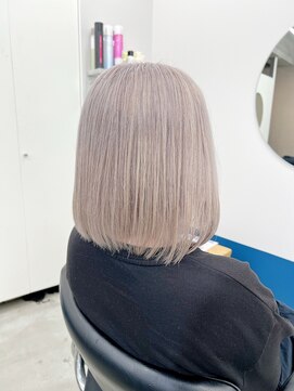 エピックバイファン 竹ノ塚(epc by F.U.N) ハイトーンボブ