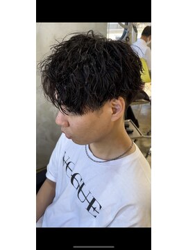 ルーメン 岐阜(ROOO MEN) ツイストスパイラルパーマ2ブロ刈り上げセンターパート