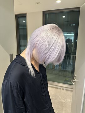 モニカ 原宿店(MONIQA) ホワイトパープル