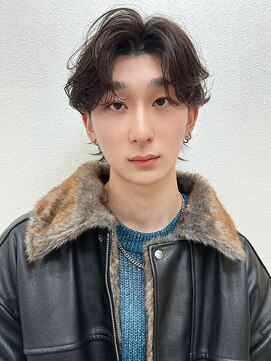 ディフィーノ 赤坂(DIFINO) メンズカット/センターパート/毛流れカルマパーマ