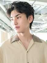 ディッセンバー 神宮前(December)&nbsp;ニュアンスパーマかきあげアップバングフェザーパーマ渋谷原宿