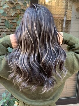 ヘアーサロングランデ(HAIR SALON GRANDE) ハイライトカラーミルクティーベージュレイヤーカット