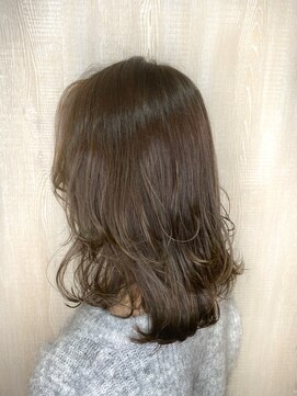 バブルス 所沢店(BUBBLES) *アッシュベージュ×ミディ*