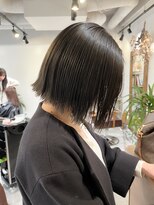 ネイヴィル オモテサンドウ(navile omotesando) ☆ブリーチなしダークグレージュ外ハネボブ☆