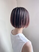 ドライブ(drive)&nbsp;ミニボブ　ピンクカラー　バレイヤージュ　ハイライトカラー