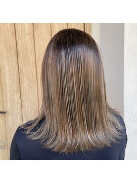 アルク(alku hair) ハイライト&グレージュ&ミディアムヘアスタイル♪