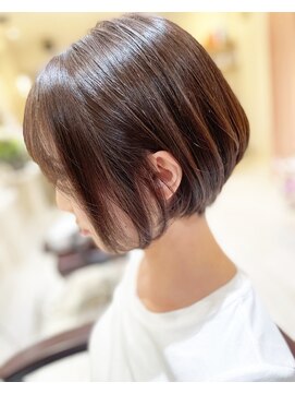 レイ(Lei) ふんわり優しいショートボブ