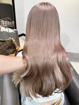 ベレーザ 渋谷(BELEZA) 5152ニュアンスカラー艶髪ハイトーンシルキーベージュ波巻き