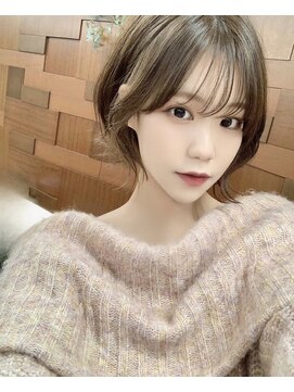 キアラ(Kchiara) シースルーバングベージュカラーショート福岡kchiara川野直人