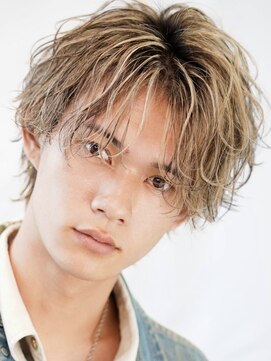 オーシャントーキョー 渋谷(OCEAN TOKYO) ツイストスパイラルパーマセンターパート