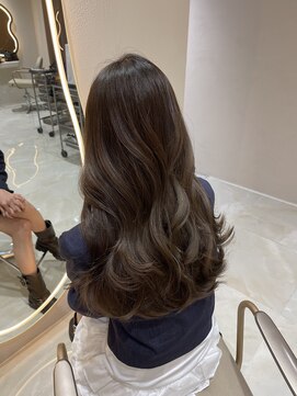 サイン 渋谷(SIGN) ザクザクレイヤーカット巻き方簡単ロング韓国アイドル表参道渋谷