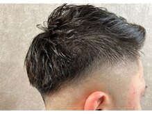 バーバースタイルの定番ヘアサロンMのメンズスペシャリストによるこだわりのフェードスタイル