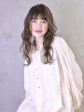 コイ(coii) マロンベージュのセミロングウェーブ