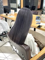 ラウル(Laulu)&nbsp;ホワイトグレージュ/デジタルパーマ/チェリーブラウン/佐倉