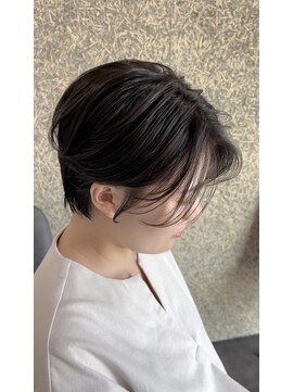 エムスリー ソリス(EMU THREE SOLIS) センターパート