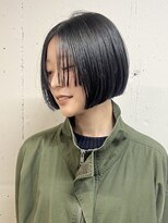 タロ(TALO)&nbsp;【TALO】ステップカット×アゴライン切りっぱなしミニボブ