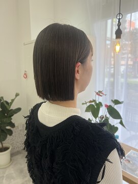 テーラ 南流山店(TELA) ぱつっとボブ×くすみカラー【TELAHAIR南流山】