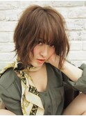 ルーズショートボブ