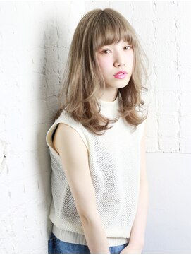 ラウレア(Laulea) [Laulea★女性限定サロン]ペールベージュでニュアンスセミディ