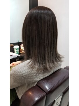 エルアリビオ(el Alivio) イメチェン☆『ナチュラルグラデーション』