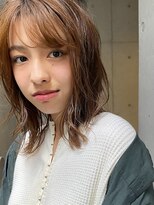 レオニード 表参道(LEONID)&nbsp;ミディアムレイヤースタイル