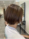 ショートボブ