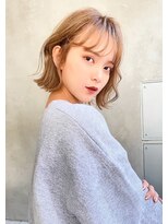 リベルテ銀座20代　ミルクティーブラウン×ゆる巻き
