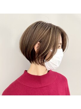 エストアール フクオカ 福岡博多店(est-r. Fukuoka) ショートヘア/くびれショート/ハイライト/ベージュ/博多
