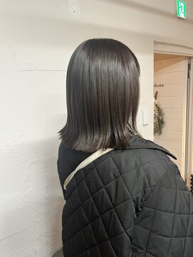 トクテ 吉祥寺(tokute) グレージュカラー/ボブウルフ/黒髪/ココアベージュ