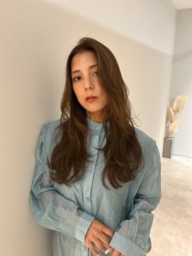 ボヌールウメダ(Bonheur UMEDA) ニュアンス巻きも動きやすいレイヤーカット