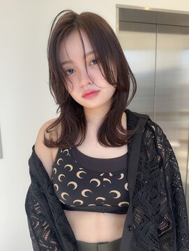 ソピ バイ インビテーション(sopi by invitation) 韓国ヘア 大人ヘア ミディアムレイヤー くびれヘア