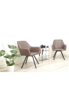 【美髪を叶える大人気の髪質改善専門店】実力派Stylistのマンツーマン×移動なしのバリアフリー空間◎