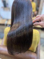 クオリア(QUALIA)&nbsp;広がりやすい髪に髪質改善ブラウンカラー/  柏