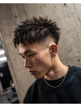 アンサ 小倉店(ANSA) ラフ束感スパイキーショート×フェード