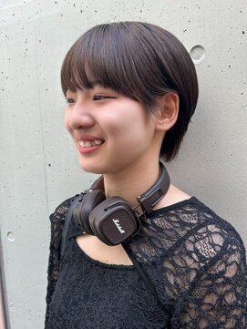 ウク 吉祥寺(Ucu) 暗髪丸みショート