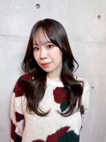 ブルーメ(Blume...)&nbsp;くびれ巻き/ロングレイヤー/グレージュカラー/韓国ヘア
