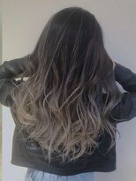 ムウ 難波(MOU)&nbsp;グレージュハイライト_くびれセミディたまねぎアレンジ