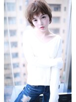 シーラス バイクラウドゼロ(Cirrus by Cloud zero)&nbsp;グレージュ小顔ショートバングスタイル【Cirrus by Cloud zero】