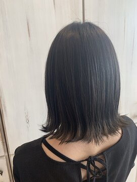 ラ メール ヘア デザイン(La mer HAIR DESIGN) ダークアッシュ 外はねスタイル