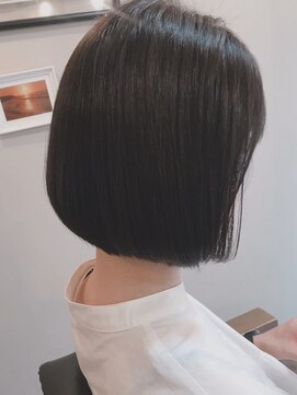 ロータス ヘアデザイン(LOTUS hair design.) 大人女子前下がりボブ