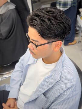 グルーマーズトウキョウ(GROOMER/S TOKYO) 【GROOMER/S】 ラフカール パーマ スタイル スペインカール