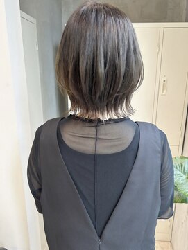 ナナローネス(nana loness) レイヤーボブ レイヤーカット くびれヘア