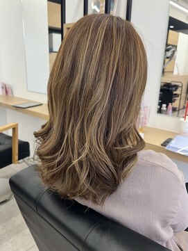 銀座ラボ 津田沼店(LA BO) セミロング/ハイライト