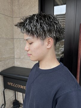 髪屋 紬 メンズ/メンズパーマ/メンズカット/ツイストスパイラル