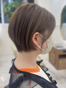 ザシー おおたかの森(The C) 20代30代40代ナチュラル大人可愛い耳掛けショートスタイル
