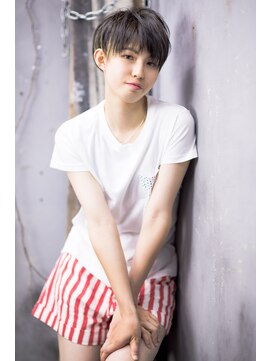 ローエン(ROWEN) 『ROWEN』黒髪ベリーショート×THROWカラー