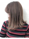 ハイライト切りっぱなしグレージュ