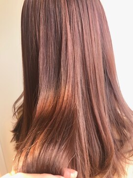 ブリス(VLISS) ピンクベージュ_ミニマムボブジグザグバング3Dカラー