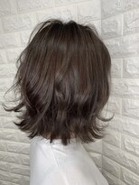 リー 甲子園(Lee)&nbsp;外ハネミディ×カーキアッシュ☆