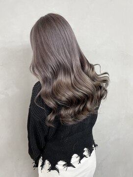 リトバイプティパ(Lit by petit-pas) 色落ちも綺麗なグレージュカラー